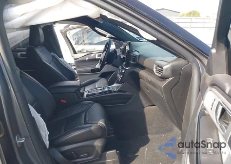 2021 Ford Explorer St z USA, uszkodzony, nr VIN 1FM5K8GC2MGC26368